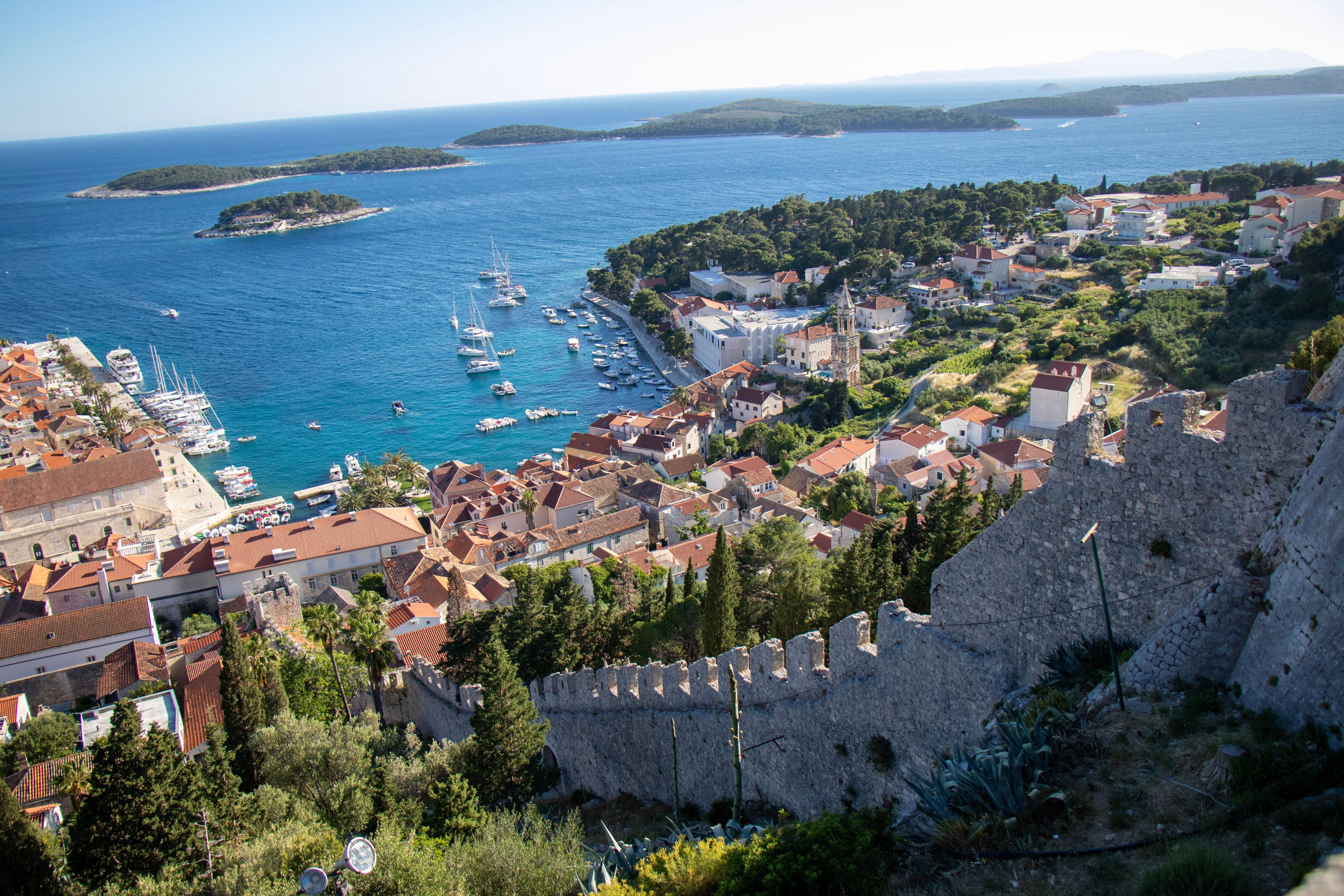 Croatia & Its Islands: Small Ship Cruising - background banner