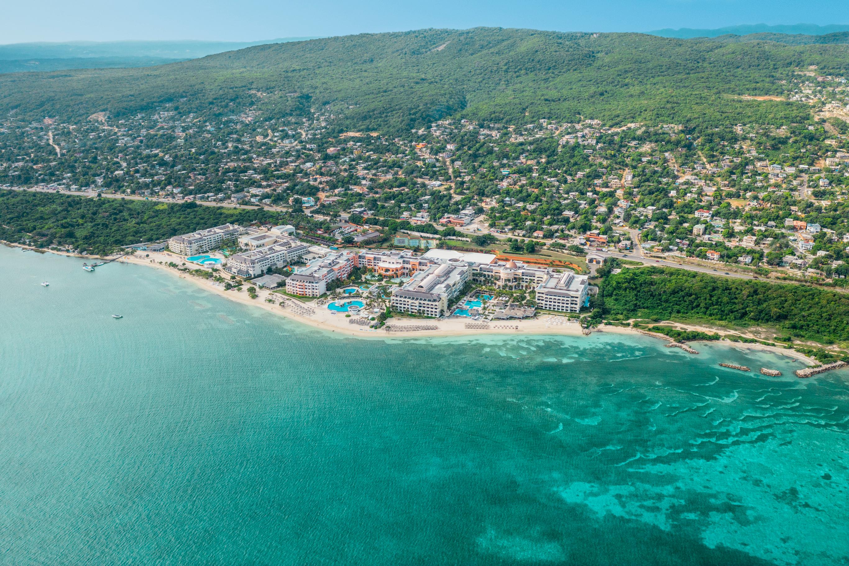 Save up to 45% on Iberostar Jamaica hotels!